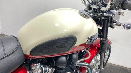 Triumph Bonneville 865 31