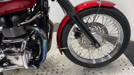 Triumph Bonneville 865 40