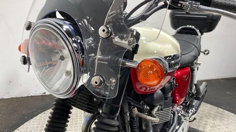 Triumph Bonneville 865 53