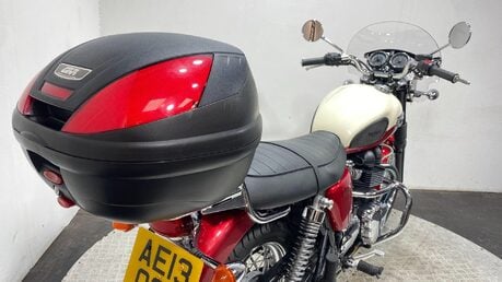 Triumph Bonneville 865 54