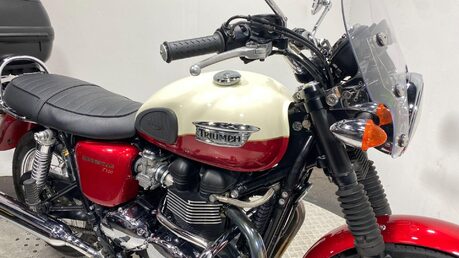 Triumph Bonneville 865 55