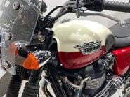 Triumph Bonneville 865 56