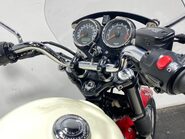 Triumph Bonneville 865 36