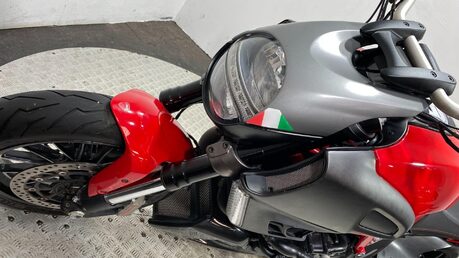 Ducati Diavel DIAVEL 51