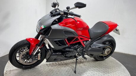 Ducati Diavel DIAVEL 6