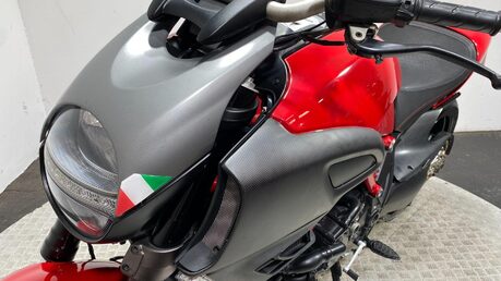 Ducati Diavel DIAVEL 27