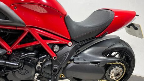 Ducati Diavel DIAVEL 33