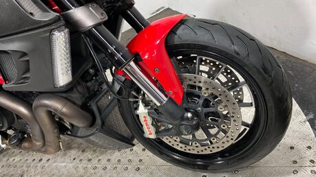 Ducati Diavel DIAVEL 40