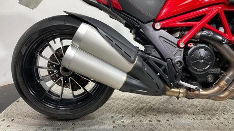 Ducati Diavel DIAVEL 44