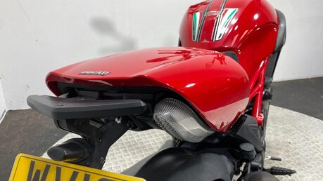 Ducati Diavel DIAVEL 47