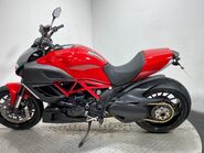 Ducati Diavel DIAVEL 10