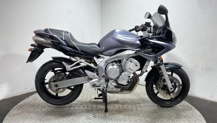 Yamaha FZ FZ6