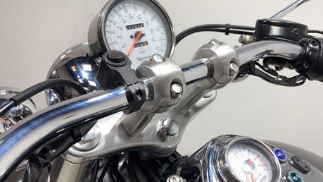 Triumph Speedmaster 865 SPEED MASTER 865 32