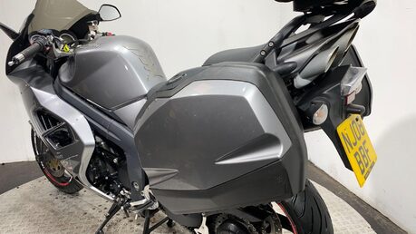 Triumph Sprint SPRINT ST 1050 37