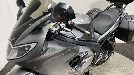 Triumph Sprint SPRINT ST 1050 36