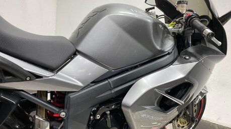 Triumph Sprint SPRINT ST 1050 34