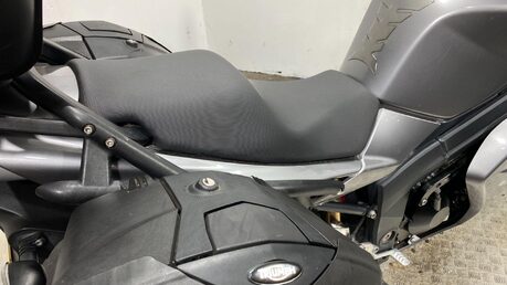 Triumph Sprint SPRINT ST 1050 25