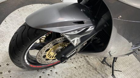 Triumph Sprint SPRINT ST 1050 56