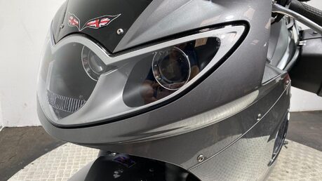 Triumph Sprint SPRINT ST 1050 39