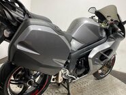 Triumph Sprint SPRINT ST 1050 6