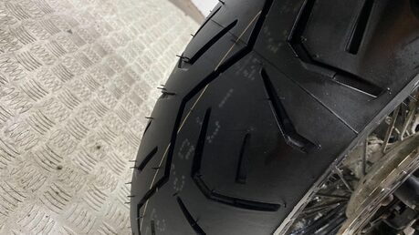 Yamaha XVS XVS 1100 12