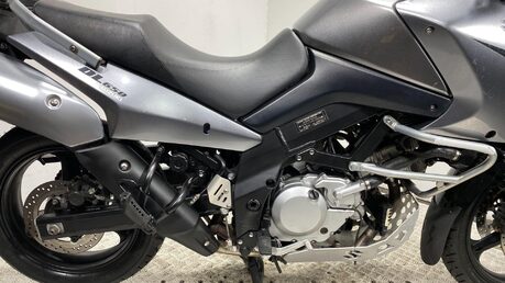 Suzuki V-Strom 650 GT 10