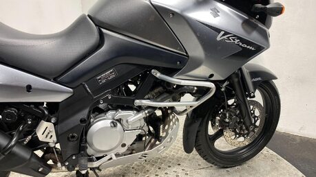 Suzuki V-Strom 650 GT 11