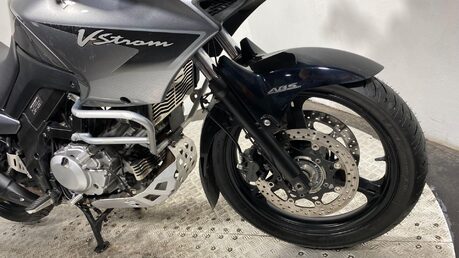 Suzuki V-Strom 650 GT 29
