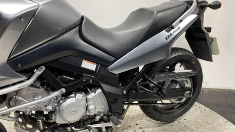 Suzuki V-Strom 650 GT 24