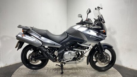Suzuki V-Strom 650 GT 1