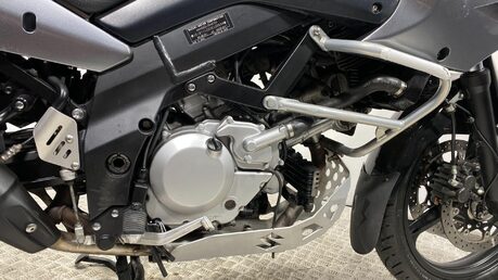 Suzuki V-Strom 650 GT 12