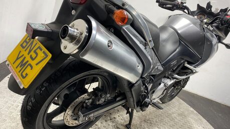 Suzuki V-Strom 650 GT 42