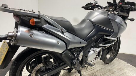 Suzuki V-Strom 650 GT 39