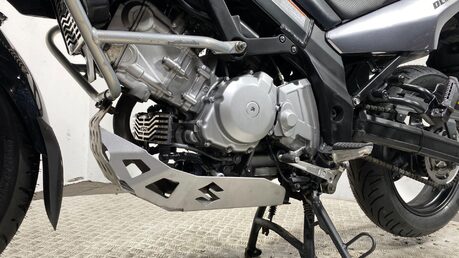 Suzuki V-Strom 650 GT 16