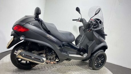 Piaggio MP3 500 Sport Touring LT 5