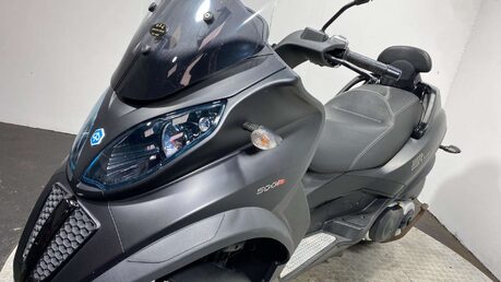 Piaggio MP3 500 Sport Touring LT 9
