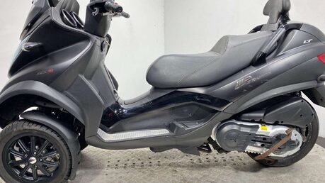 Piaggio MP3 500 Sport Touring LT 8