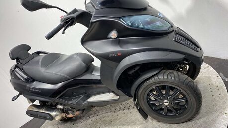 Piaggio MP3 500 Sport Touring LT 18