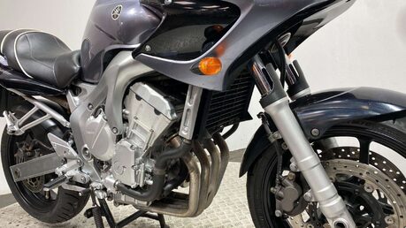 Yamaha FZ 600 14