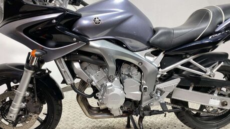 Yamaha FZ 600 15