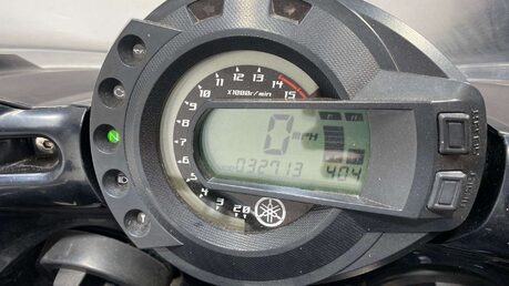 Yamaha FZ 600 31