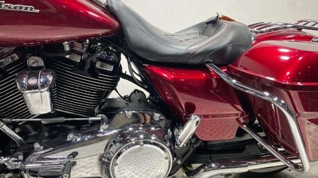 Harley-Davidson Touring 1745 FLHXS Street Glide Special Euro 4 21