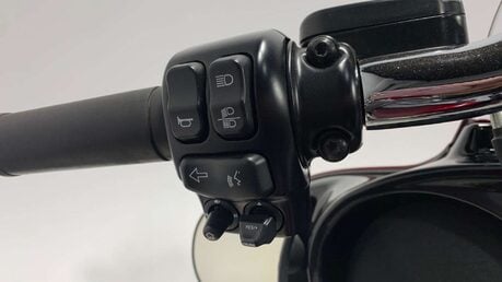 Harley-Davidson Touring 1745 FLHXS Street Glide Special Euro 4 31