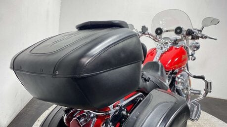 Harley-Davidson Touring FLHRSE CVO Roadking 4
