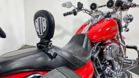 Harley-Davidson Touring FLHRSE CVO Roadking 13