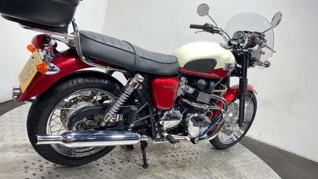 Triumph Bonneville 865 Roadster/Retro Petrol Manual 4