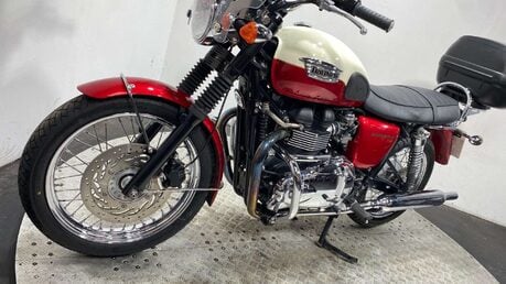 Triumph Bonneville 865 Roadster/Retro Petrol Manual 9