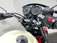 Triumph Bonneville 865 Roadster/Retro Petrol Manual 36
