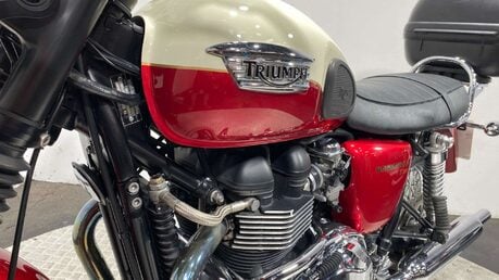 Triumph Bonneville 865 Roadster/Retro Petrol Manual 57