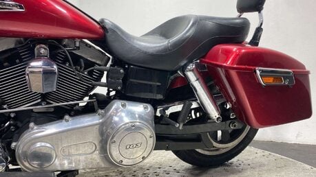Harley-Davidson Dyna 1690 FLD Switchback 23